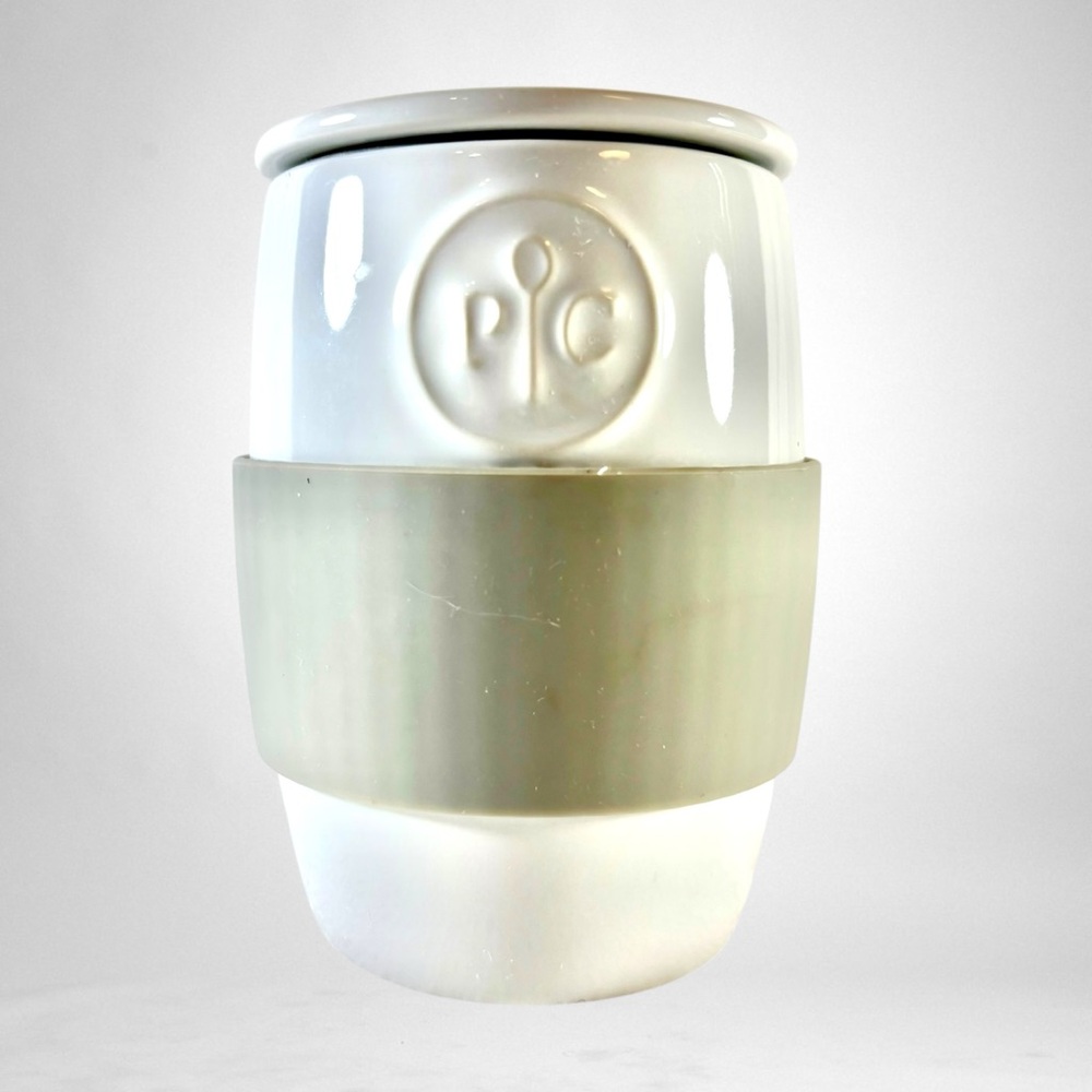 Pampered Chef Ceramic Egg Cooker w/Silicone Sleeve EUC
